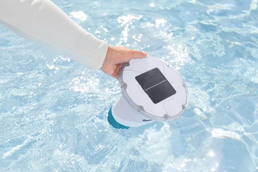 Clearance Bestway Solarglow LED kjemikaliedispenser