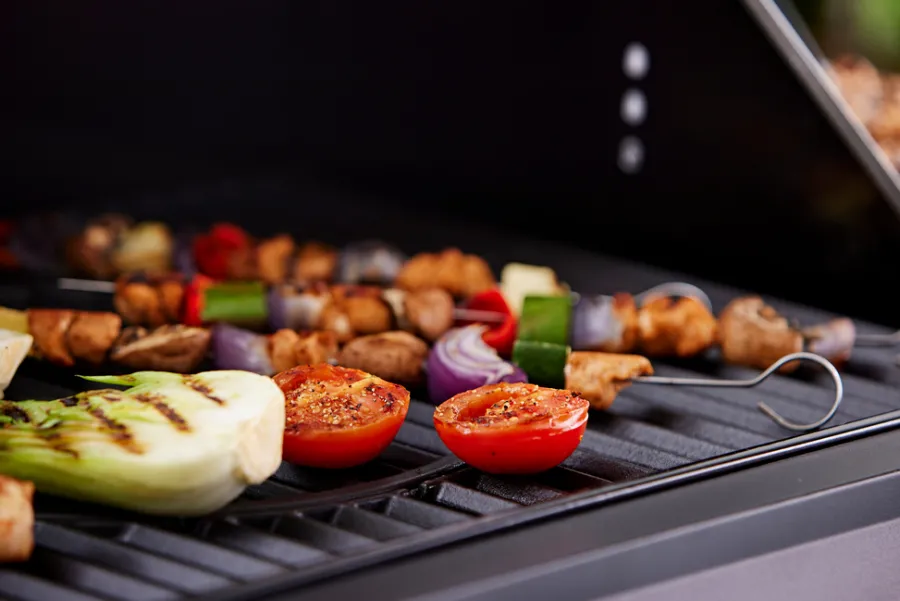 Clearance Grillexpert Gassgrill med 4 brennere og sidebrennere – Svart