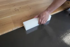 New Slagkloss til gulvmontering hvit