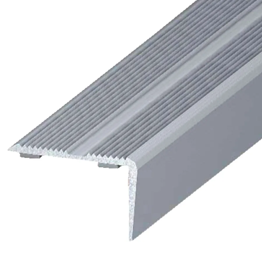 Best Trappekantlist 26 x 42 mm x 1,8 meter
